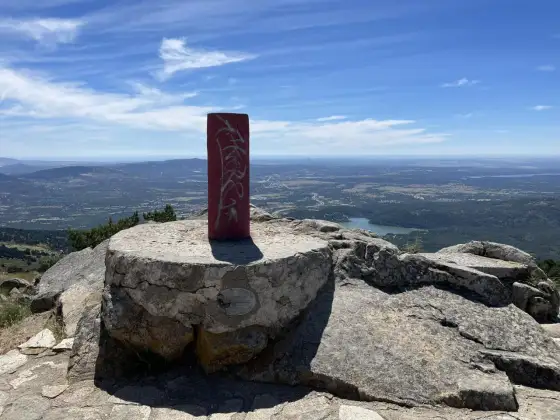 Cabeza Líjar, una cumbre asequible con historia y grandes vistas